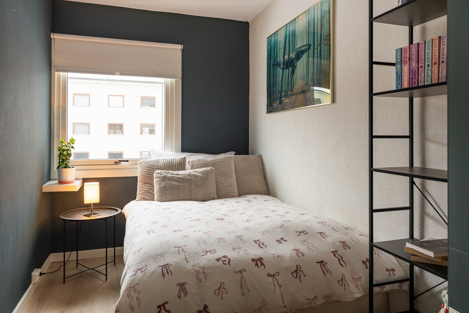 De andre soverommene egner seg godt til utleie, gjesterom eller hjemmekontor. Galleribilde