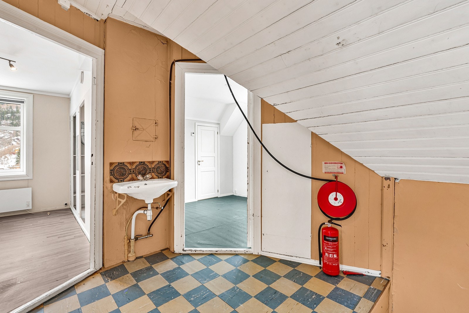 3.etasje inneholder 3 soverom og trapperom Galleribilde