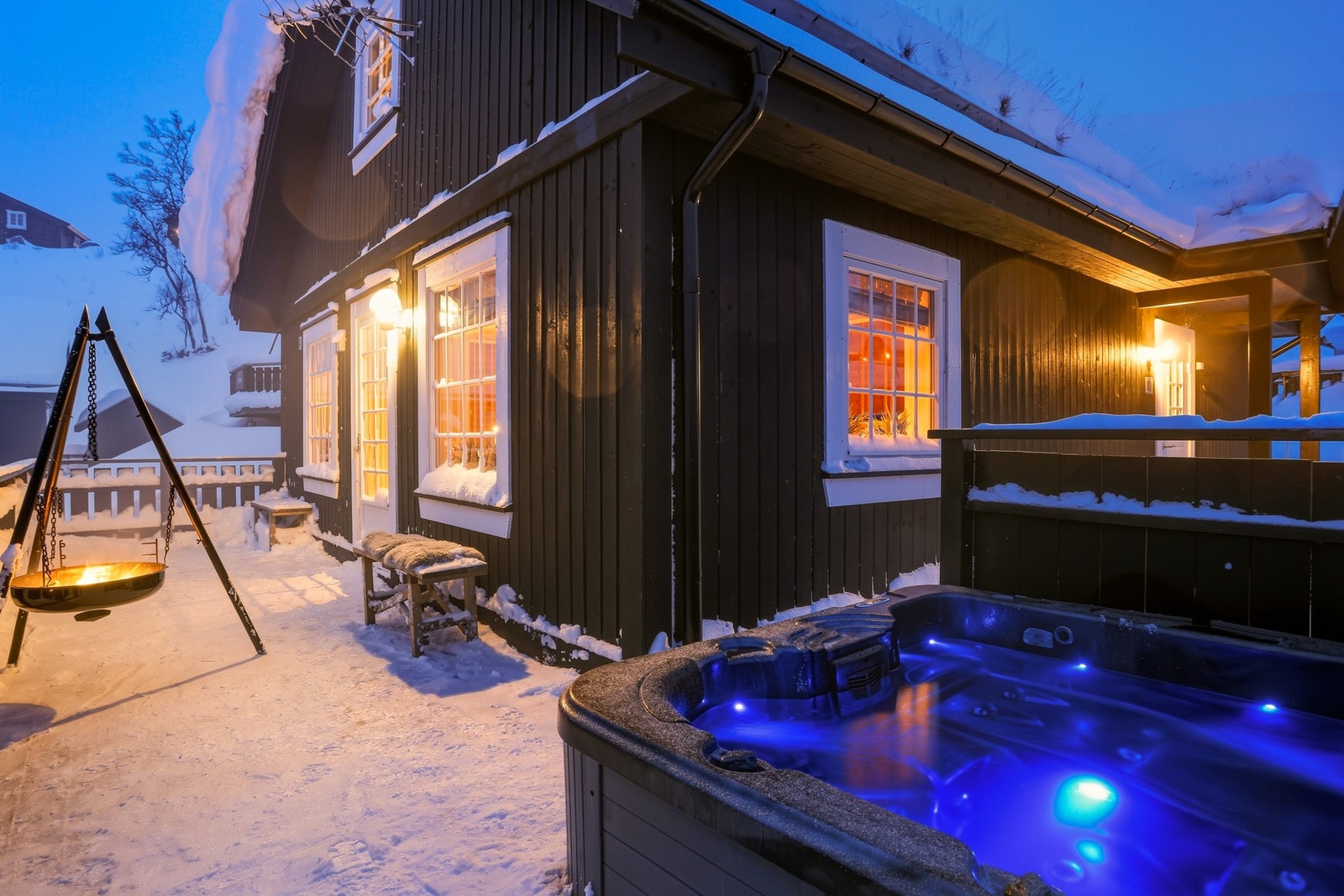 Privatmegleren har gleden av å presentere Nordsida 10 - Flott hytte beliggende midt i smørøyet for de skiglade! Foto: Tor Helge Thorsen Galleribilde