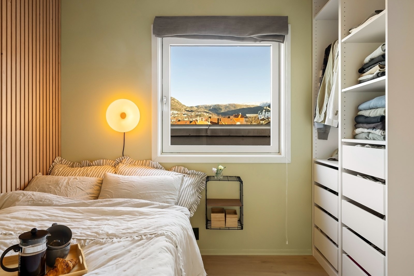 Utsikten er upåklagelig fra sengekanten Galleribilde