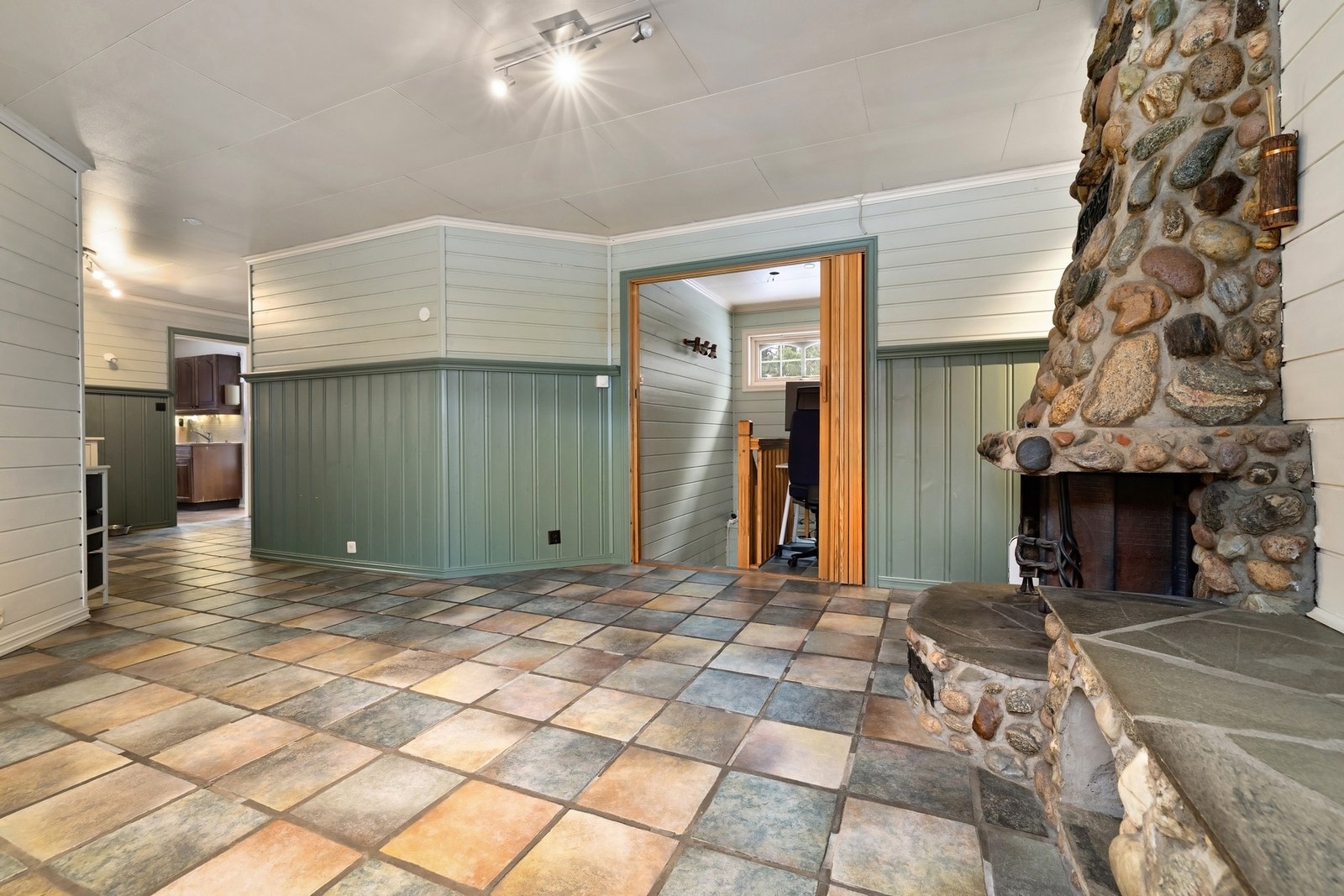 Perfekt for storfamilien eller deg som ønsker god plass både inne og ute. Galleribilde