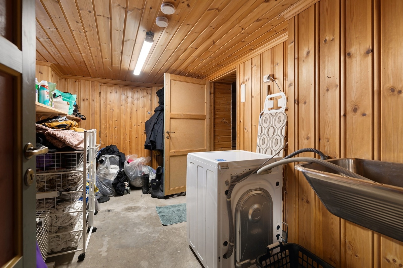 Vaskerom. Galleribilde