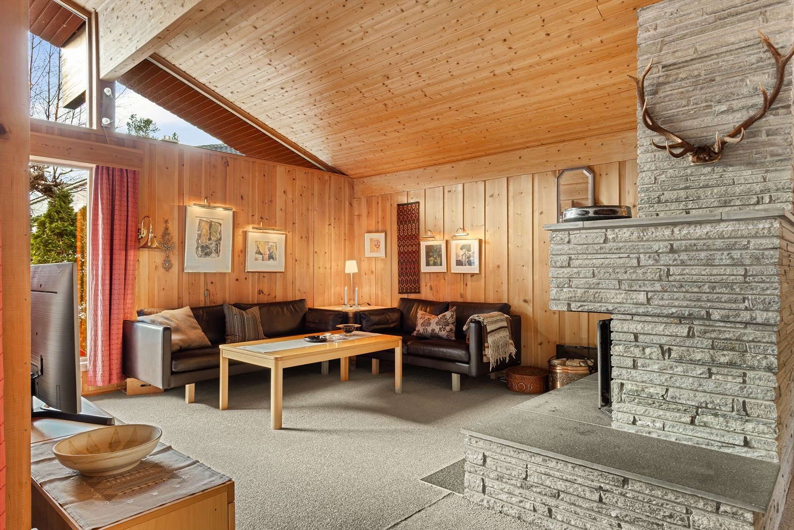 Stuen kan naturlig dele sinn i ulike soner Galleribilde