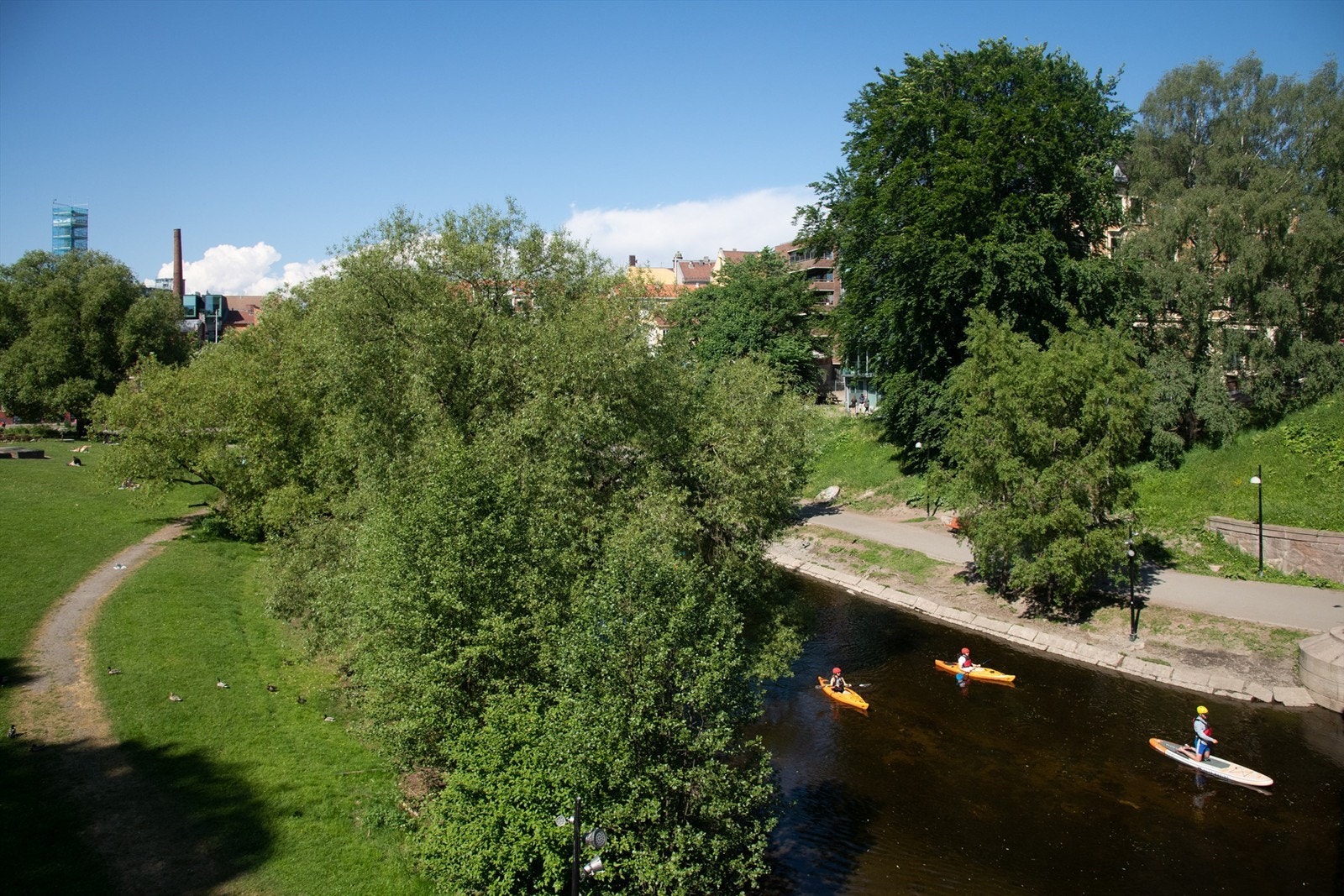 Kort vei til Akerselven for turmuligheter. Galleribilde
