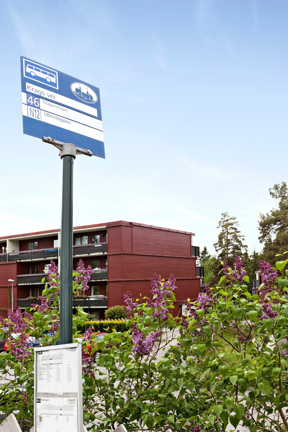 Offentlig kommunikasjon med buss nr. 46 fra holdeplassen Krags Vei. Galleribilde