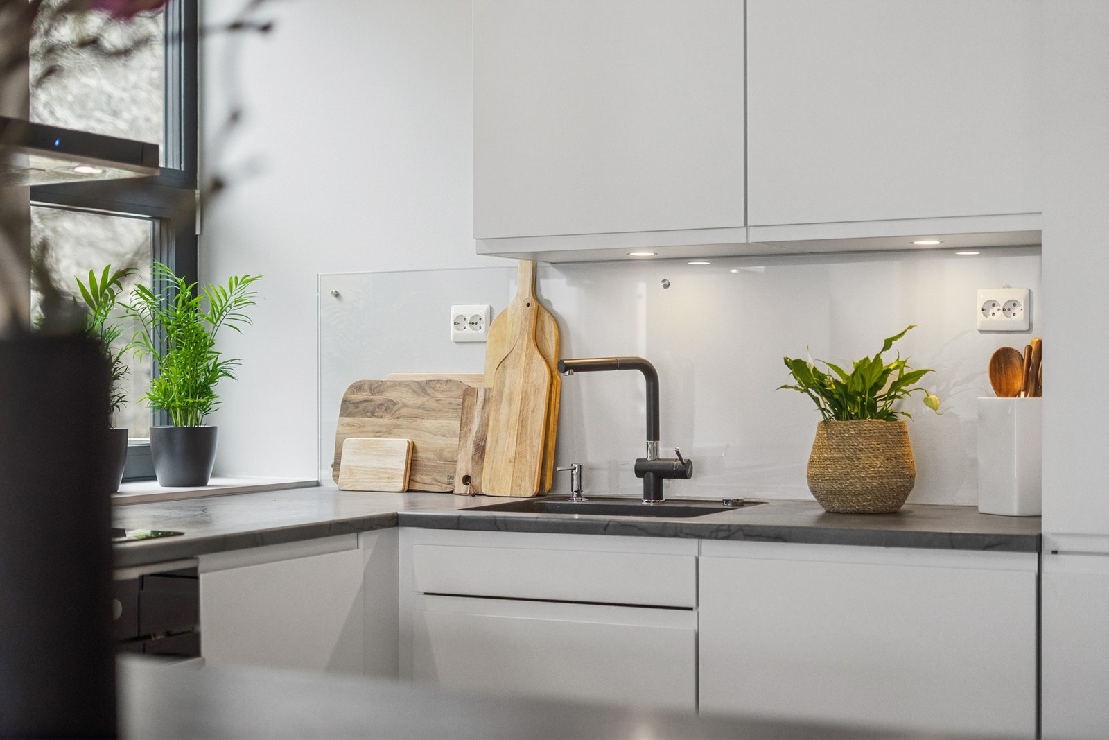 Detaljbilde av kjøkken. Galleribilde