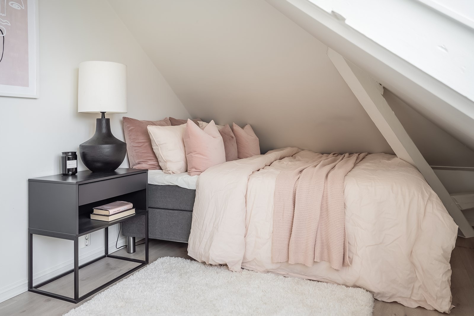 Det andre soverommet har en størrelse på 8,3 m². Galleribilde