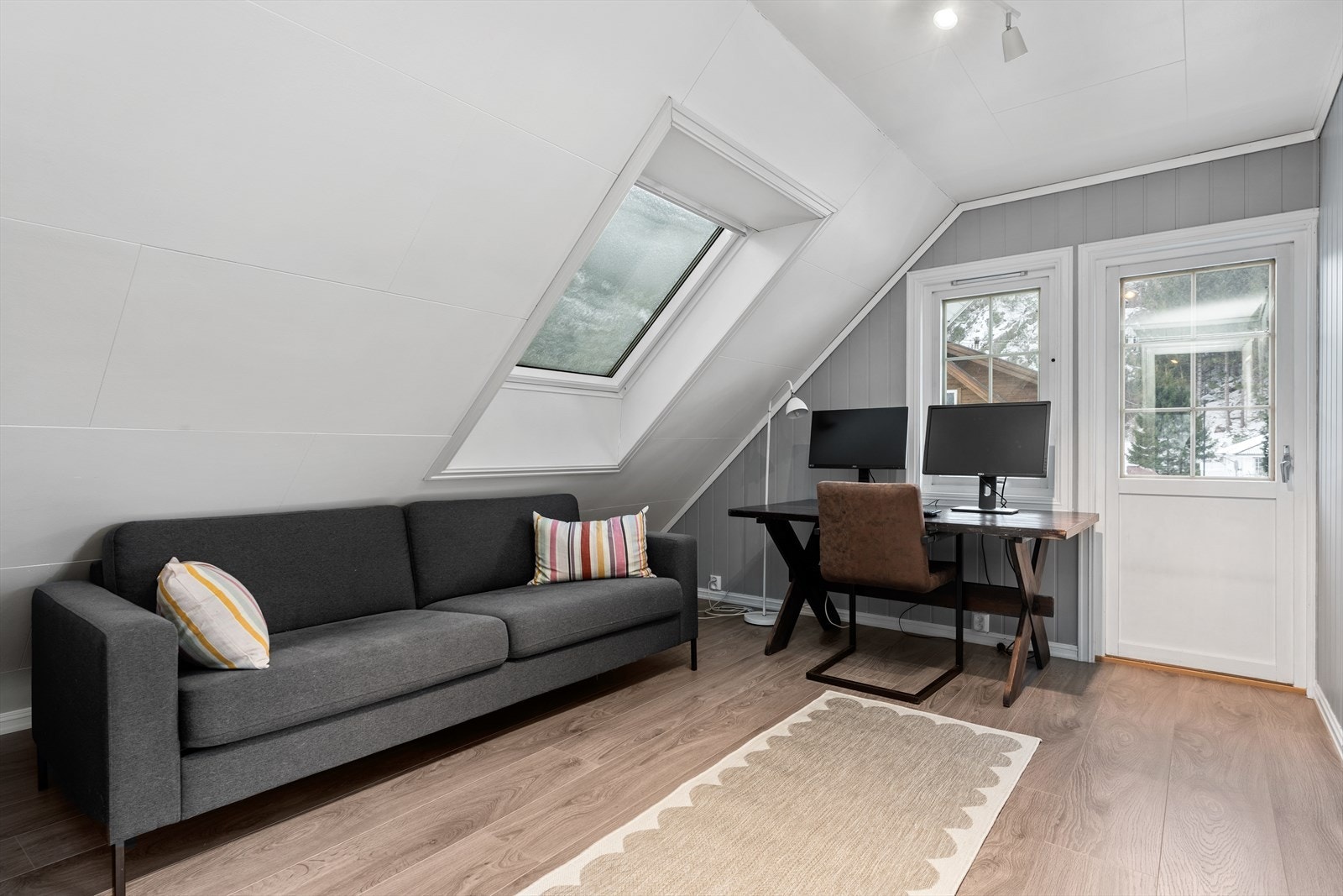 Utgang til balkong Galleribilde