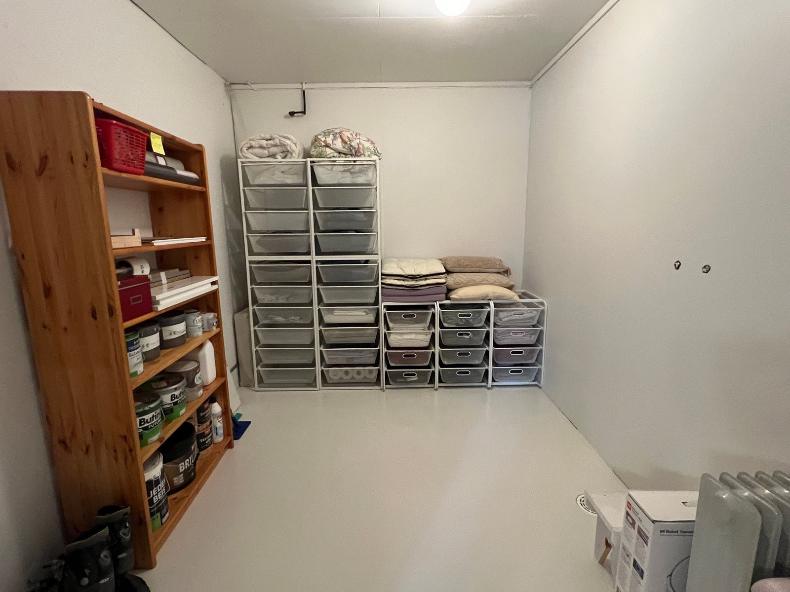 Uinnredet bad på 8m². Benyttes i dag som bod. Galleribilde