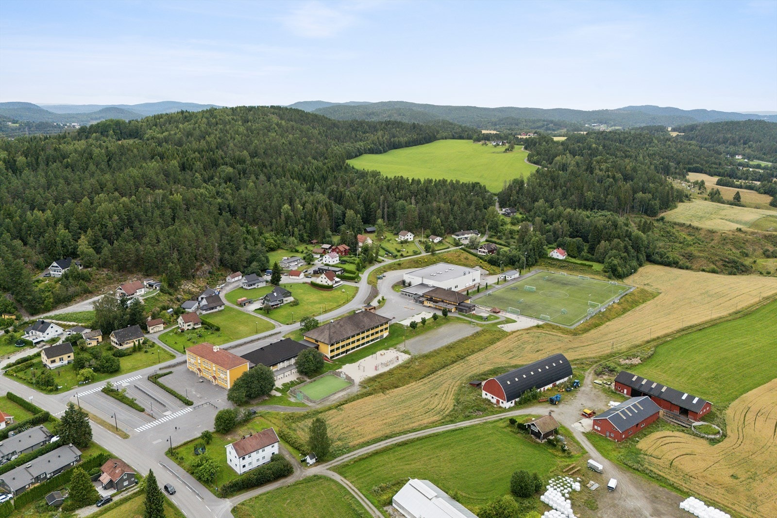 For barnefamilier er logistikken enkel med Skotselv skole for 1.-10. trinn i umiddelbar nærhet. Galleribilde