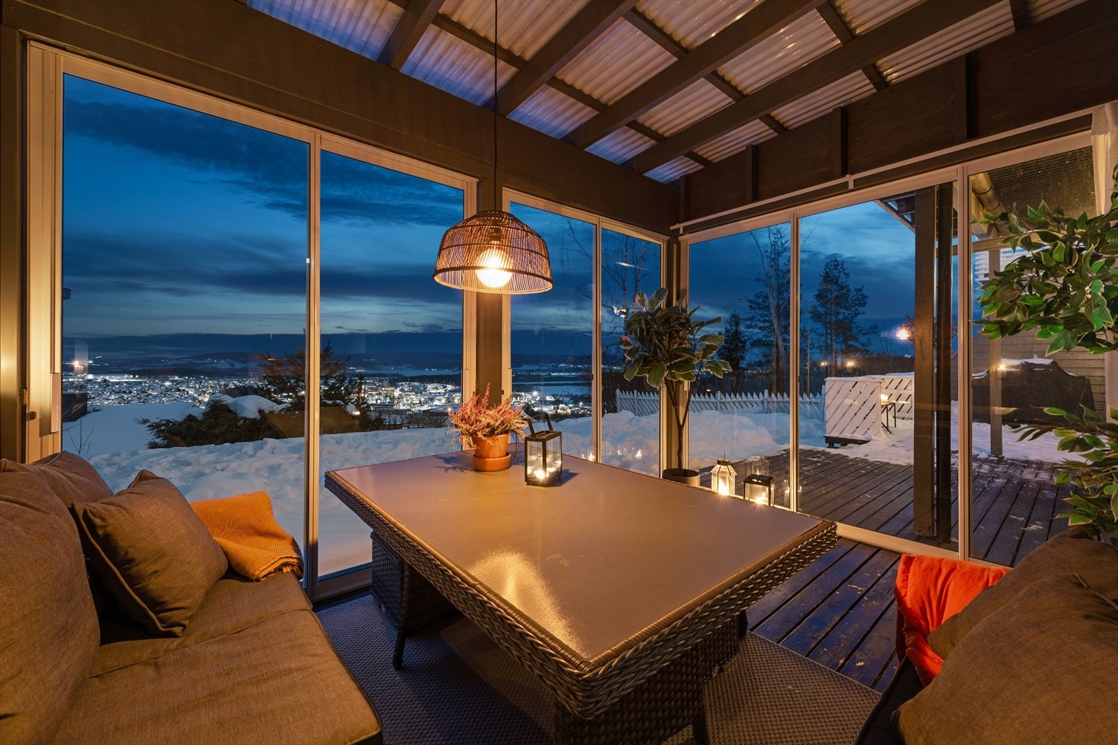 Utsikten er vel så fin på kveldstid. Galleribilde