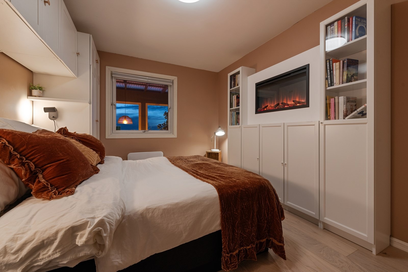 Kveldsstemning. Galleribilde