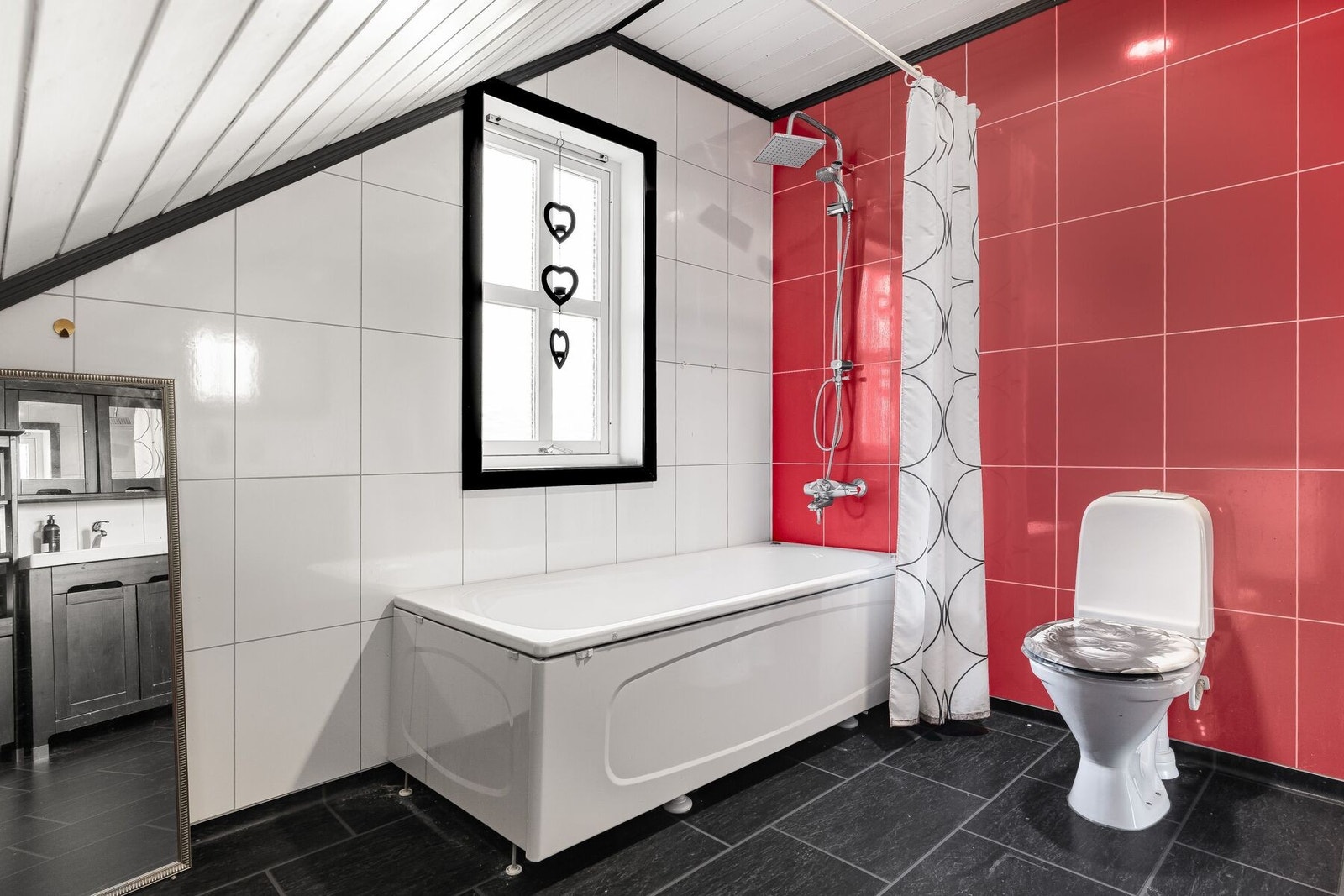 Bad i 2. etg på ca. 6 m² Galleribilde