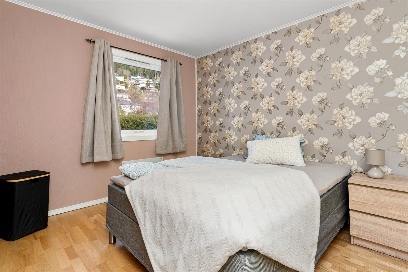 Soverom. Galleribilde