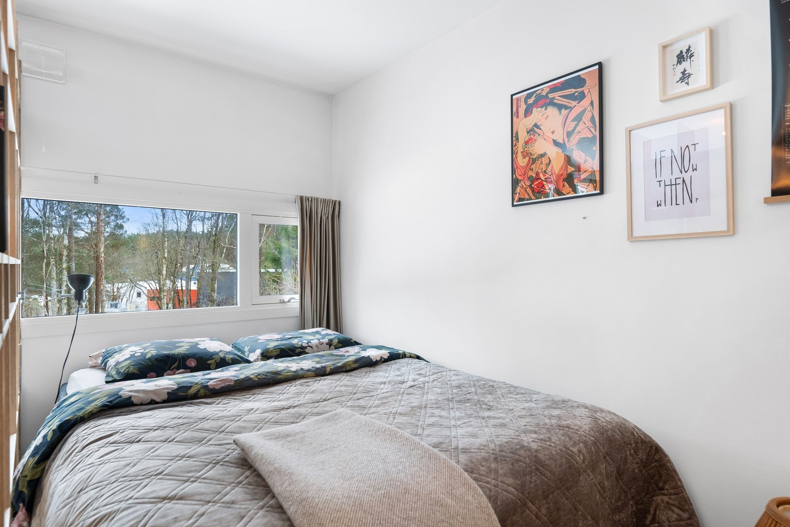 God plass til dobbelseng Galleribilde