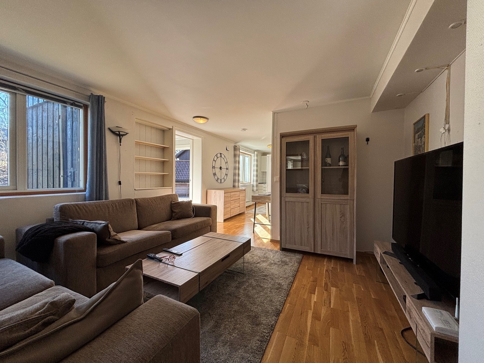 I stuen er det montert vedovn siden disse bildene ble tatt Galleribilde