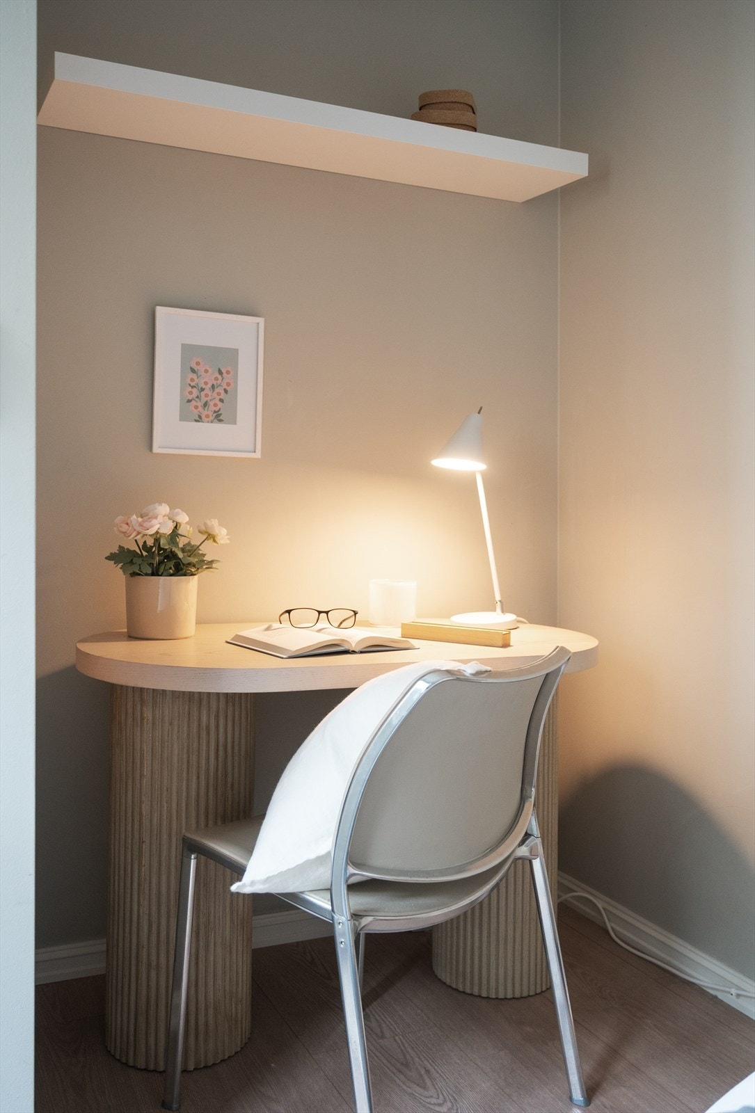 En smart løsning for en dedikert kontorkrok. Galleribilde