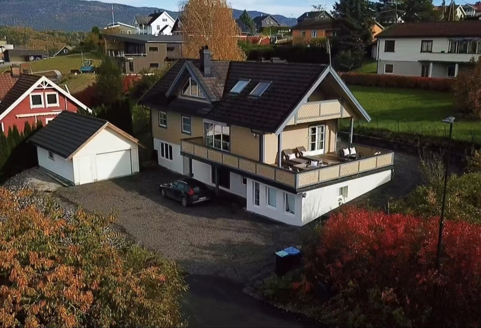 Selgers private sommerbilder. Galleribilde