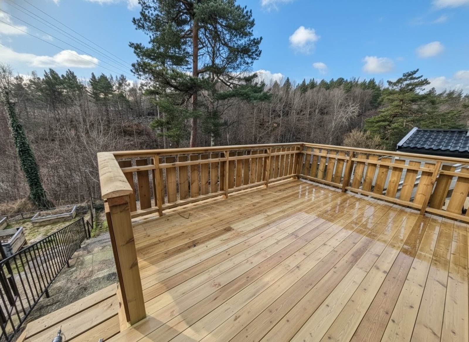 - Etter vinter, kommer vår og sommer og da kan uteplassen benyttes - Galleribilde