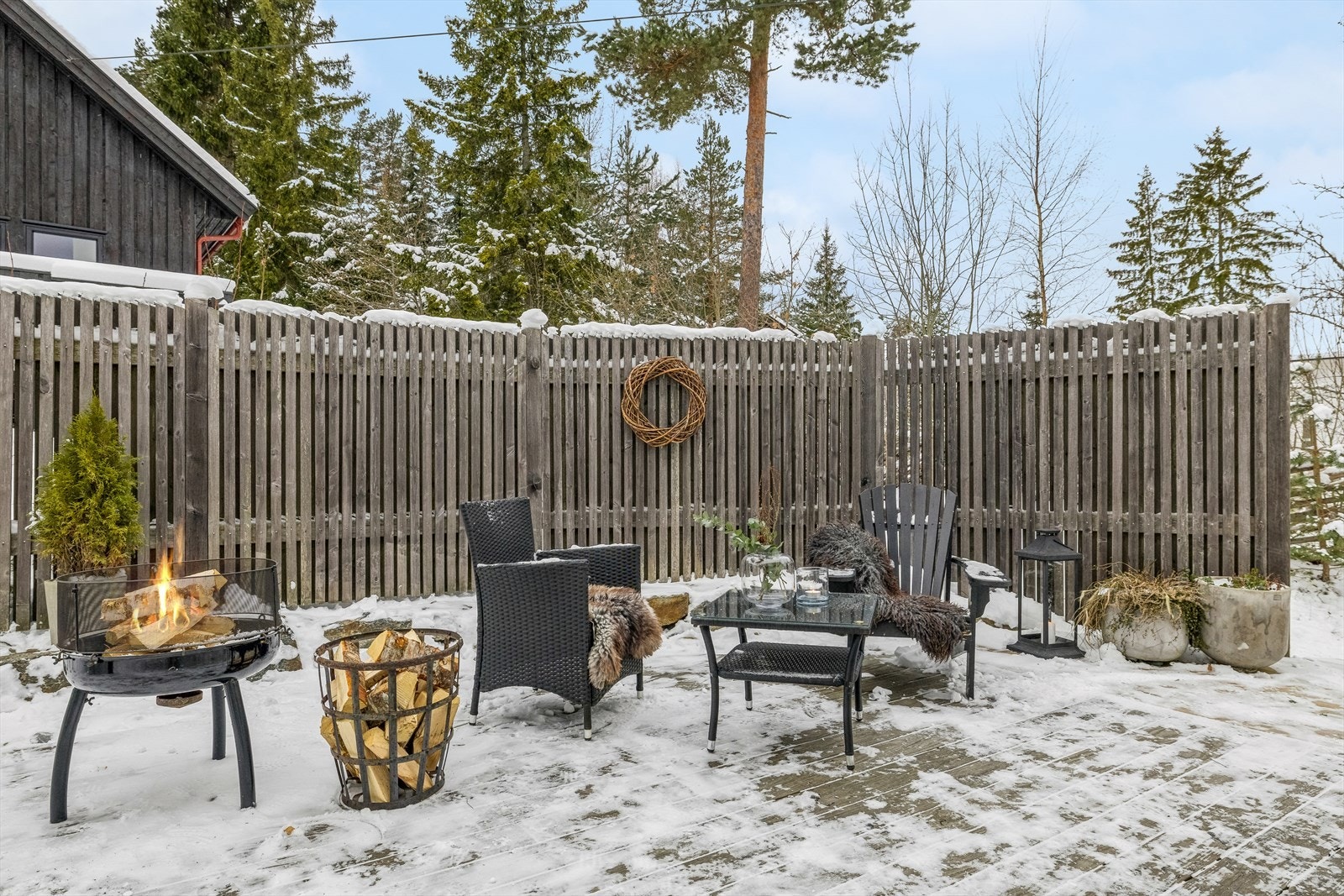 Her kan du nyte gode solforhold store deler av dagen. Galleribilde