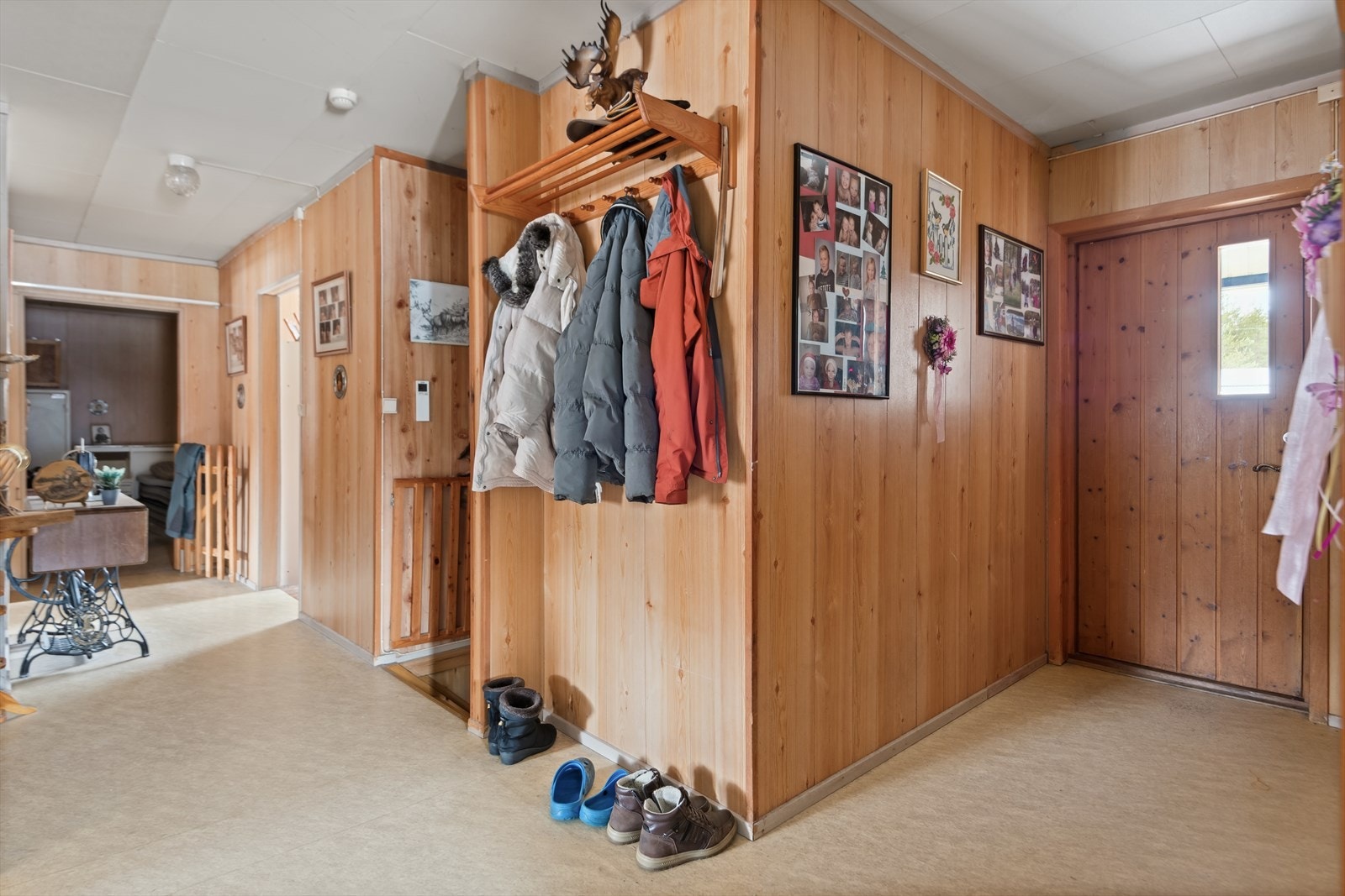 Entré/gang Galleribilde