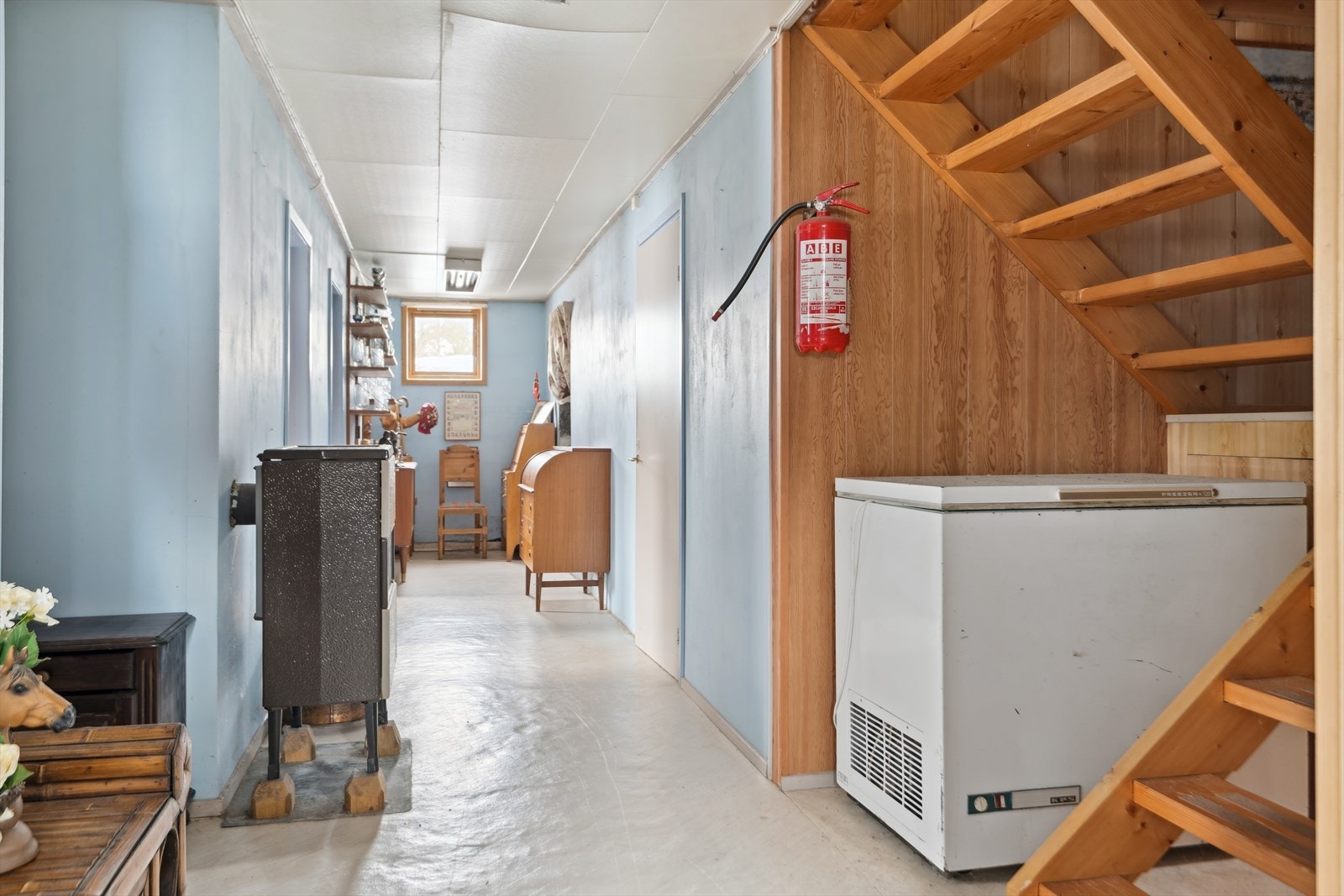 Gang kjeller Galleribilde