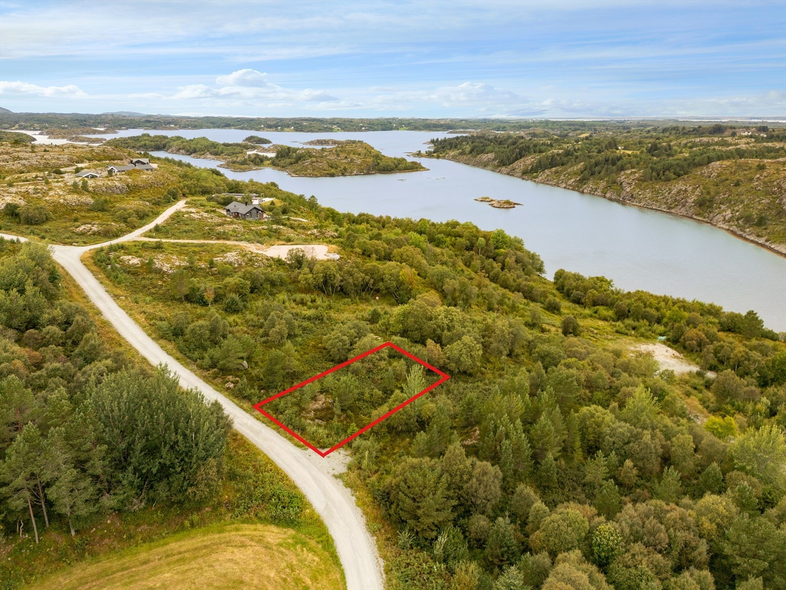 En flott hytte tomt i naturskjønne omgivelser ved Fillan! ! Foto: Harald Wanvik. Galleribilde