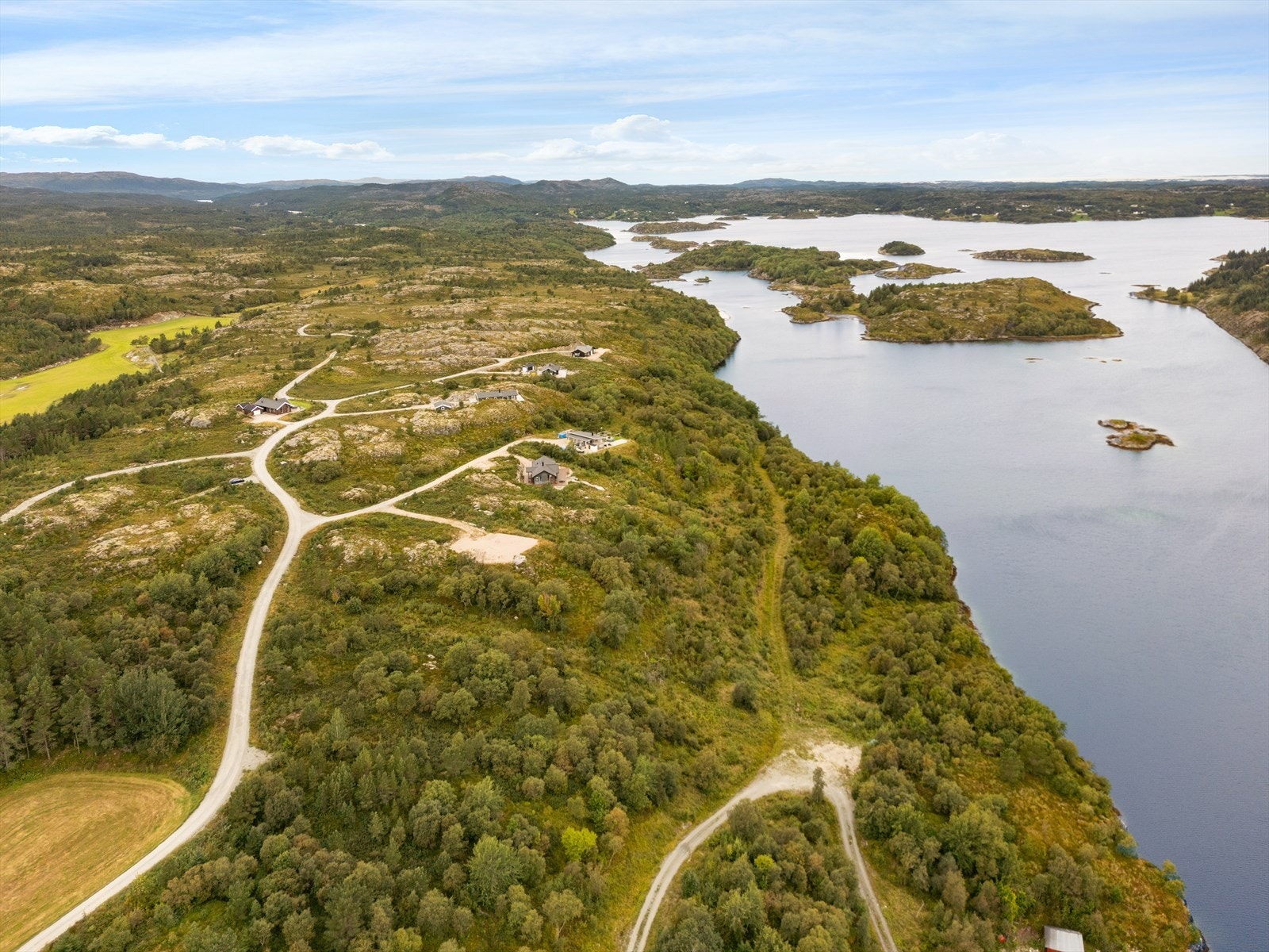 Her befinner du deg i nærhet til alt du trenger for en behagelig hyttetilværelse. Galleribilde