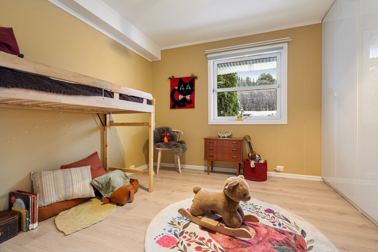 Soverommet er på 12,5 kvm og kan enkelt møbleres etter behov. Galleribilde