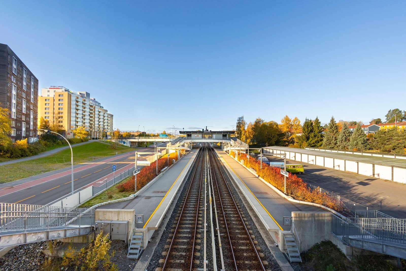Bøler T-banestasjon ligger kun noen minutters gange unna, og linje 3 tar deg effektivt til sentrum Galleribilde