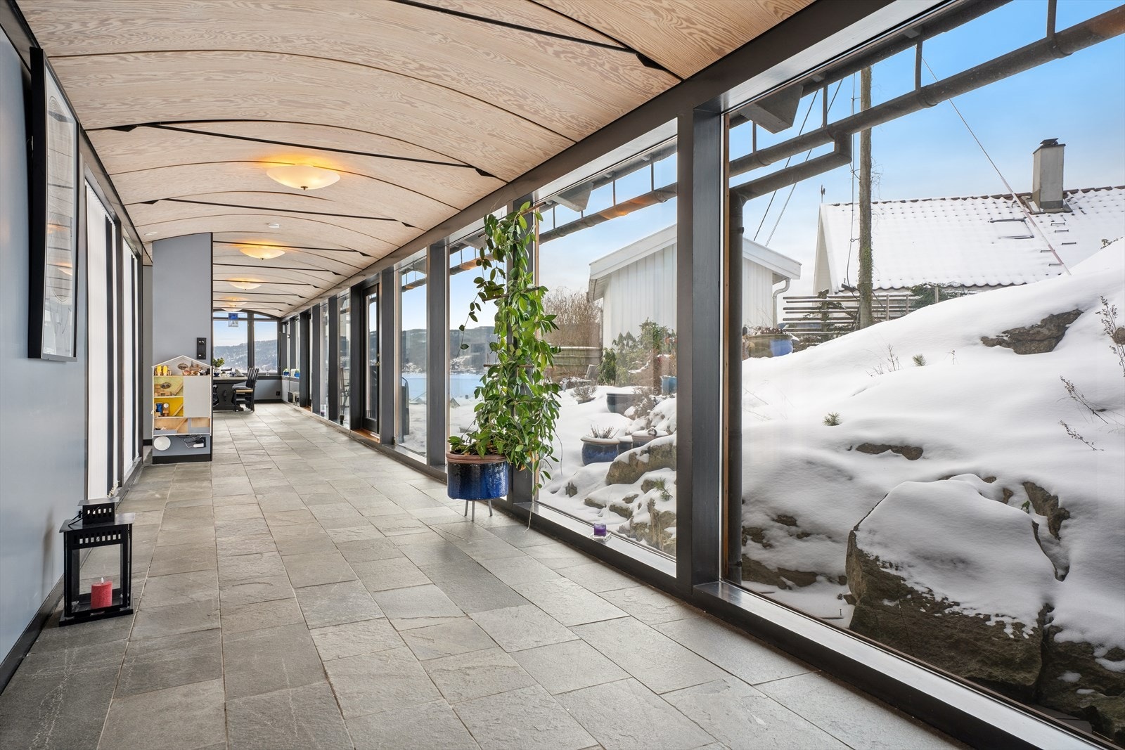 Allrom med kjøkken, spisestue og musikkrom Galleribilde