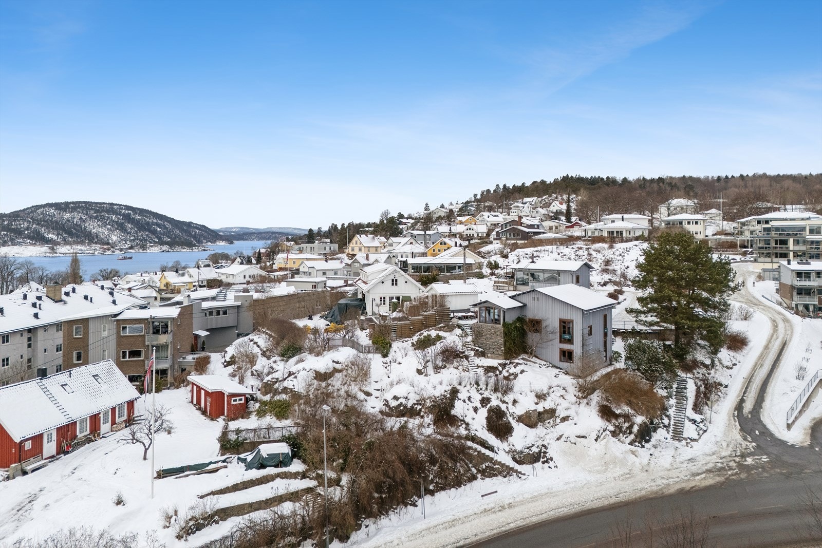 Området er meget barnevennlig med gangavstand til barnehage og skoler Galleribilde