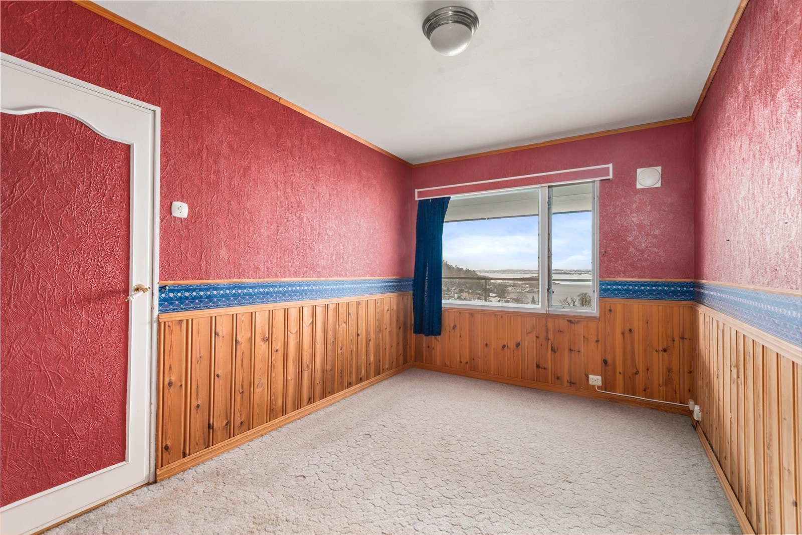 Leiligheten har et soverom med adkomst fra stuen. Galleribilde