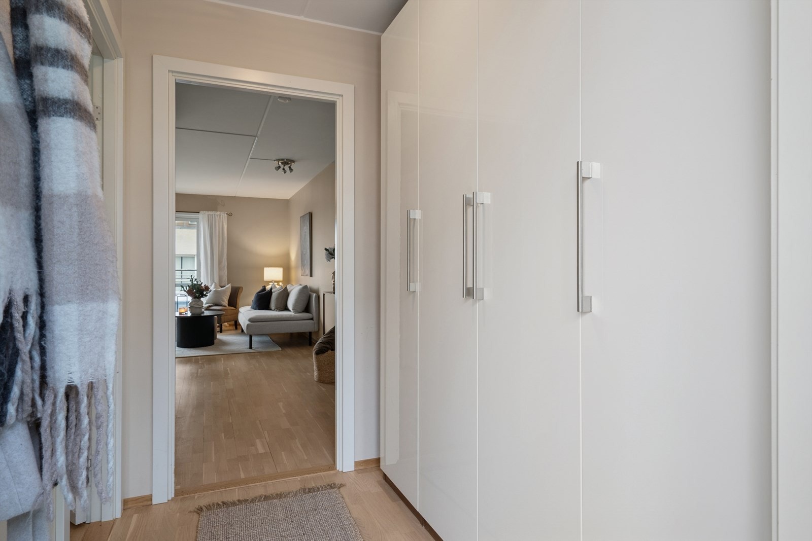 Entre´ Galleribilde