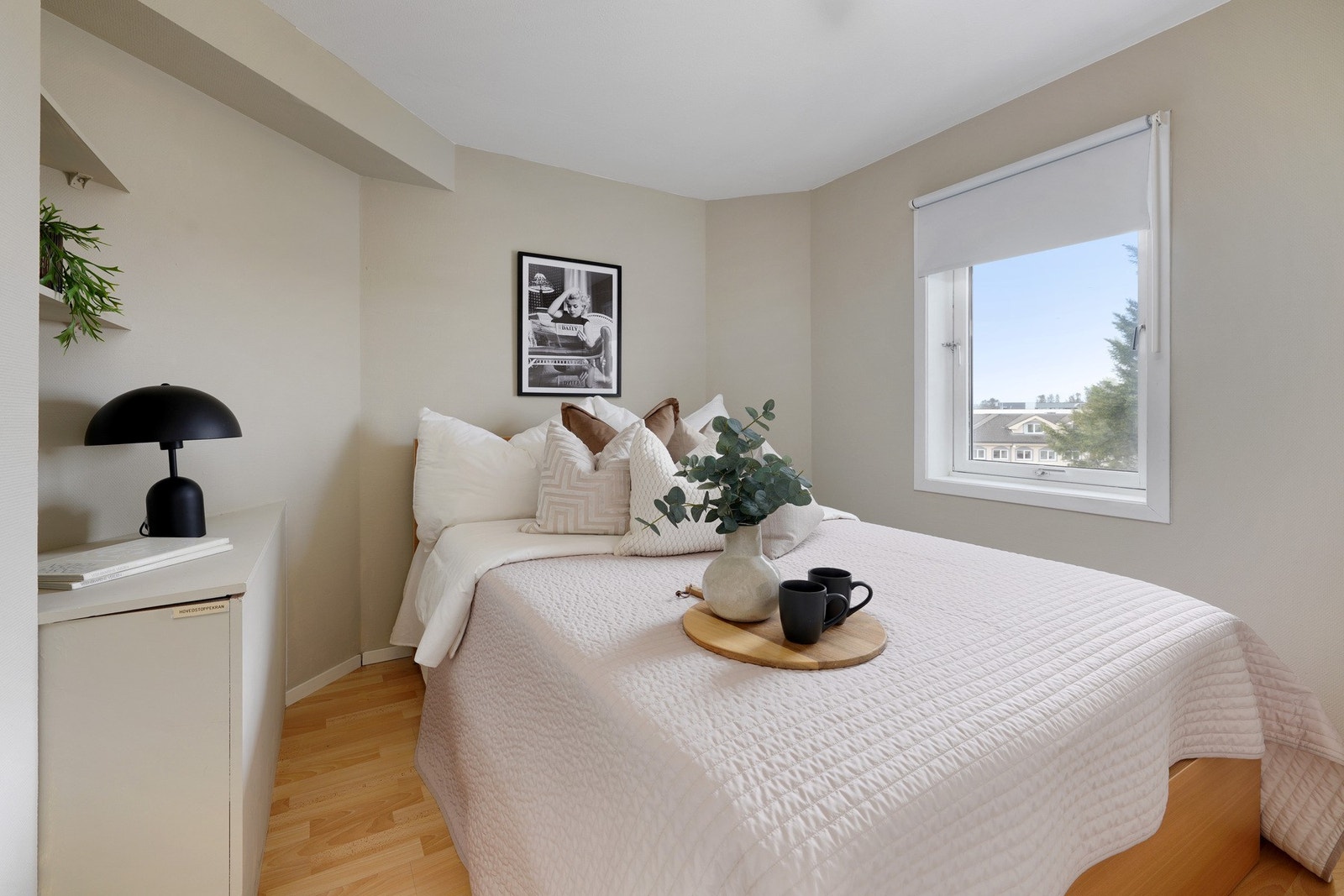 Pent soverom som ble malt i 2025. Galleribilde