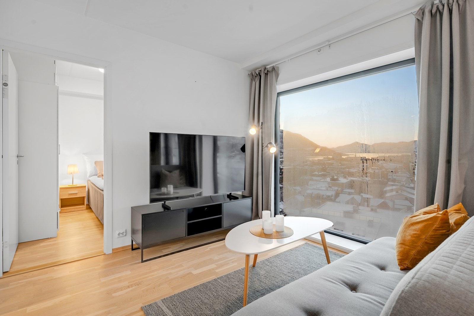 Med vannbåren fjernvarme og balansert ventilasjon sikres du optimalt inneklima året rundt. Galleribilde