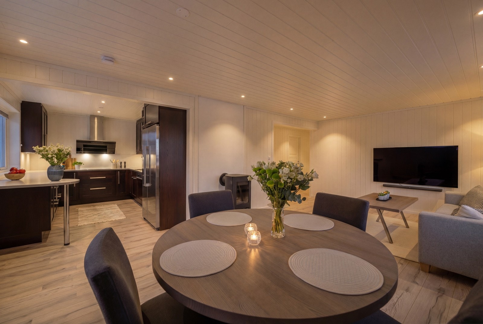 Kveldsstemning i Sundbyveien 98 Galleribilde