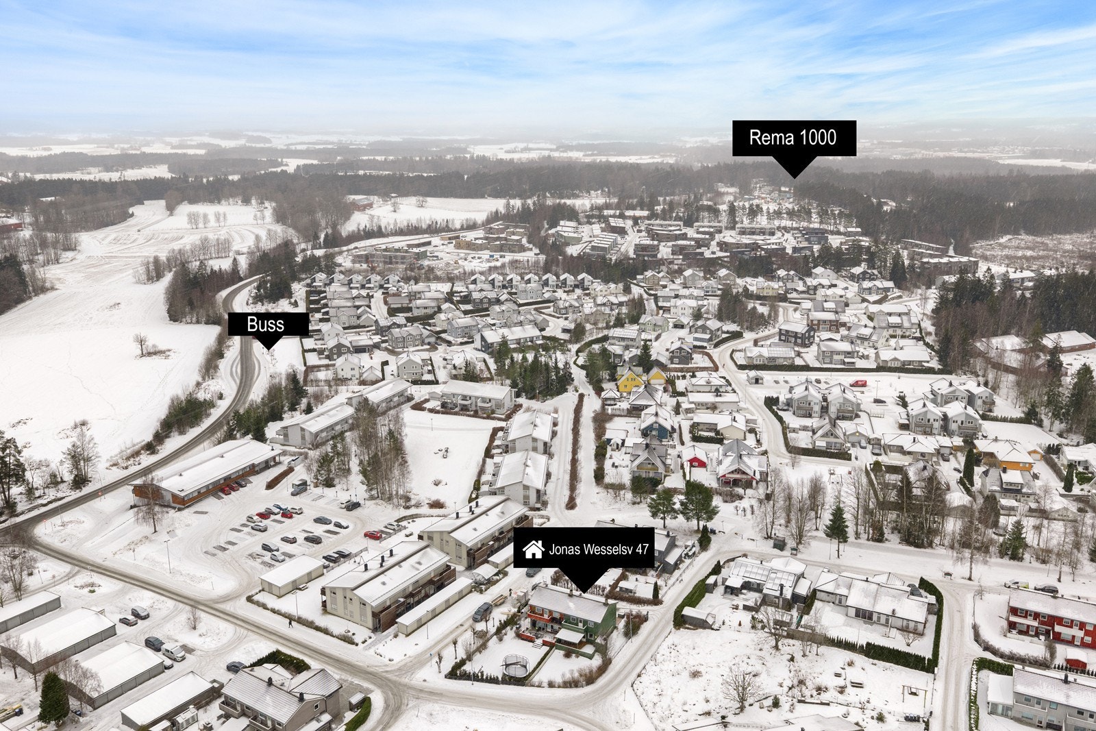 Jonas Wesselsvei 47 har kort avstand til bussholdeplass og Rema 1000 Galleribilde