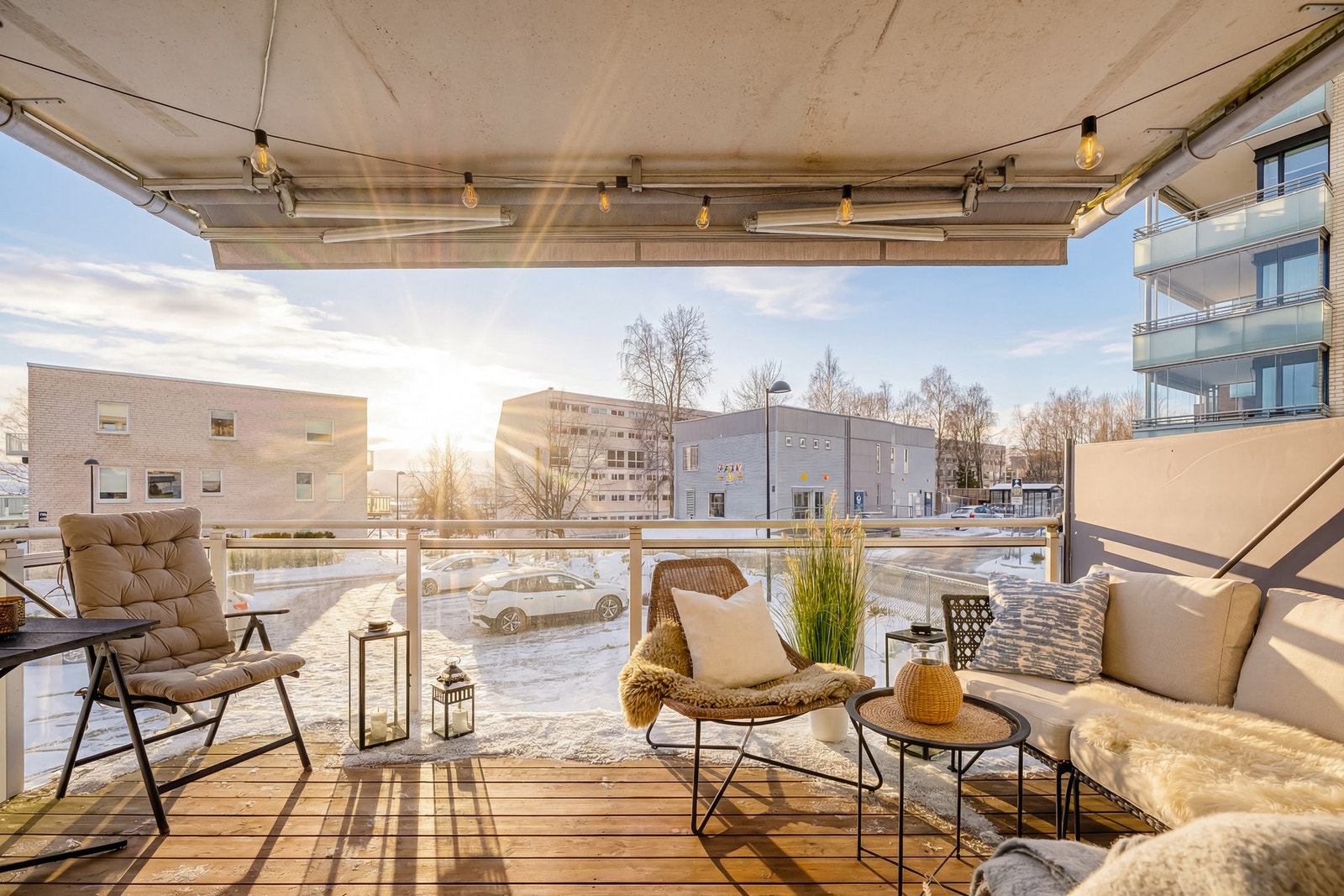 På balkongen er det god plass til utemøbler, grill og beplantning. Galleribilde