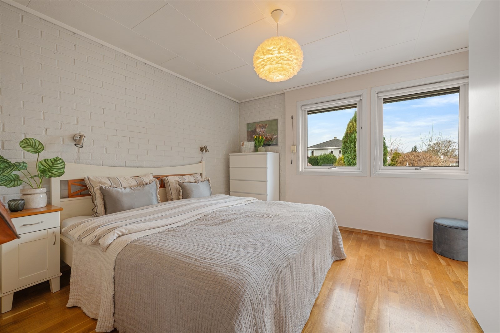 Hoved soverom av god størrelse Galleribilde