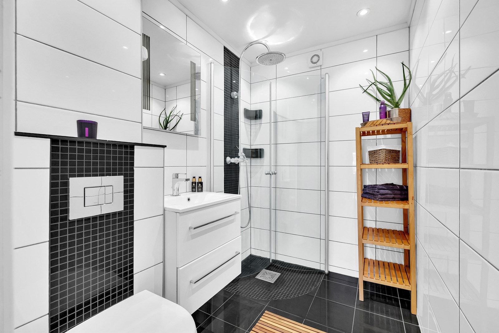 Bad med varmekabler i gulv Galleribilde