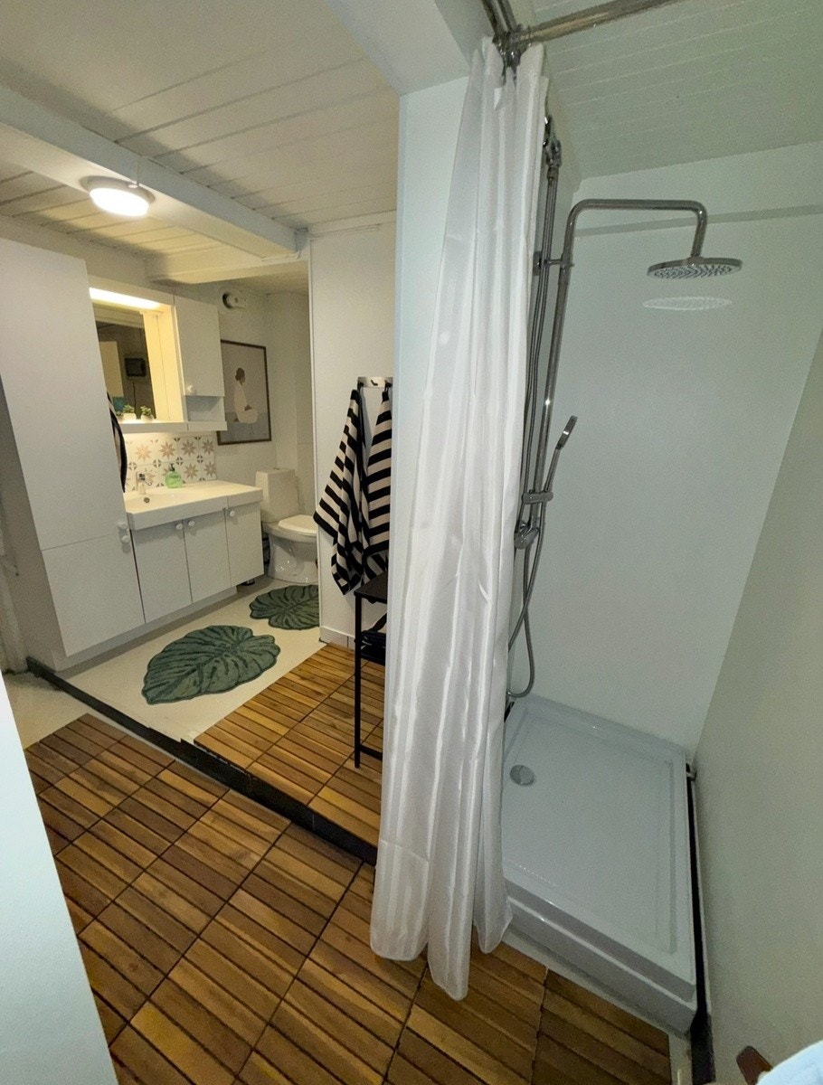 Romslig våtrom Galleribilde