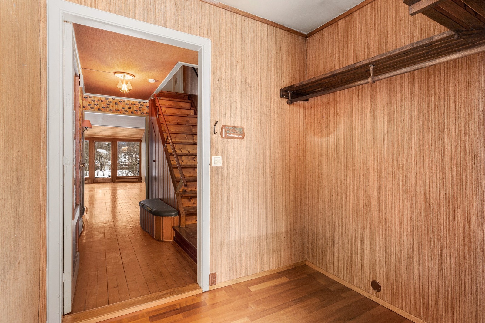 Inngangsparti/vindfang Galleribilde