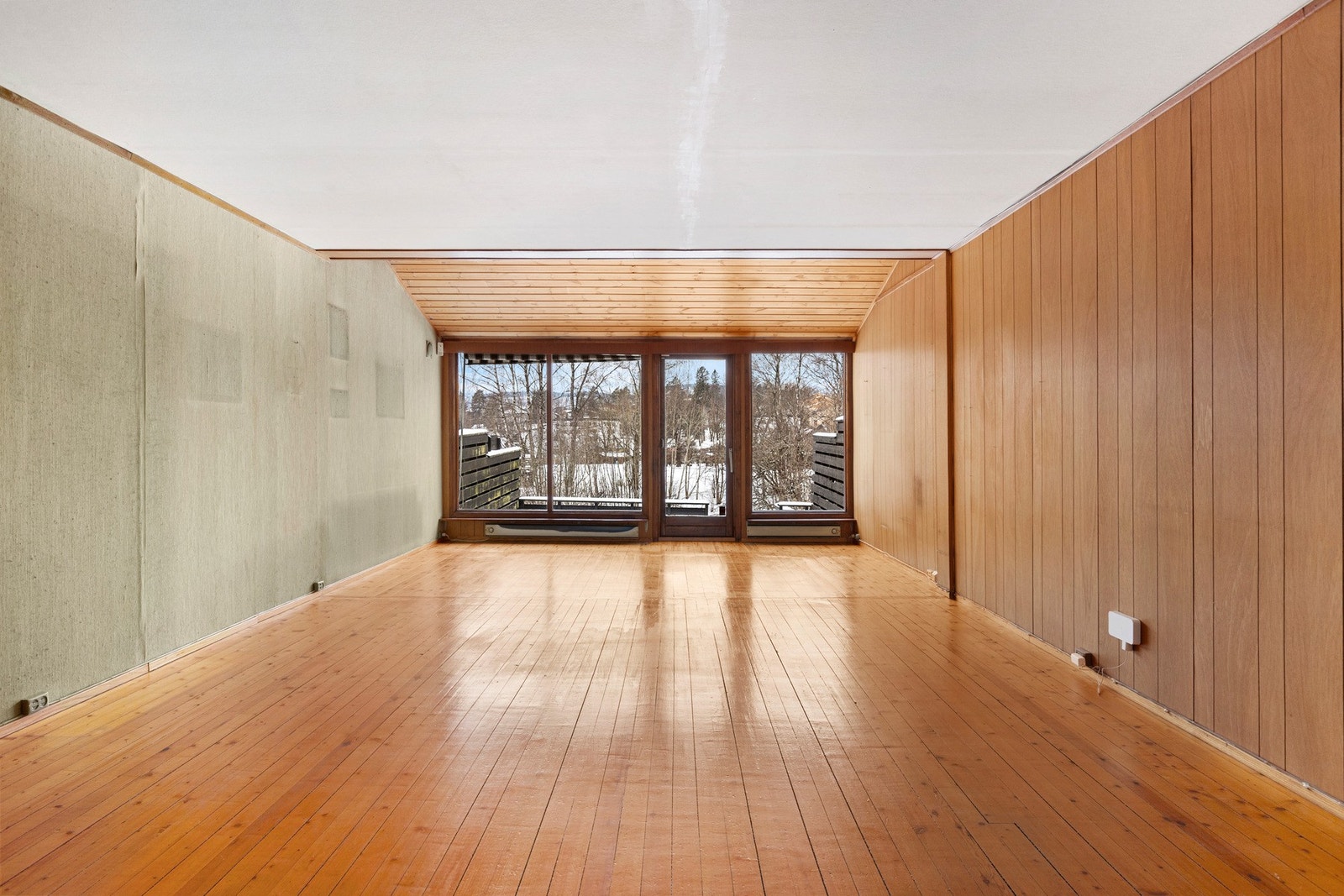 Velkommen til Nadderudlia 23B - Beliggende i et attraktivt område på Bekkestua har du muligheten til å skape ditt eget drømmehjem (FOTO Nanna Wolden, Diakrit) Galleribilde