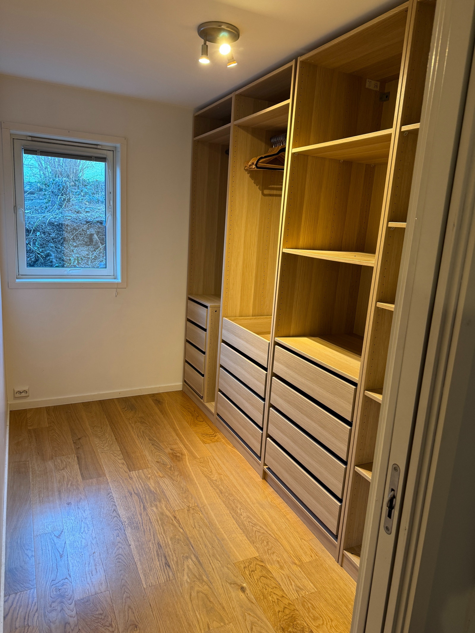 Walk in closet Galleribilde