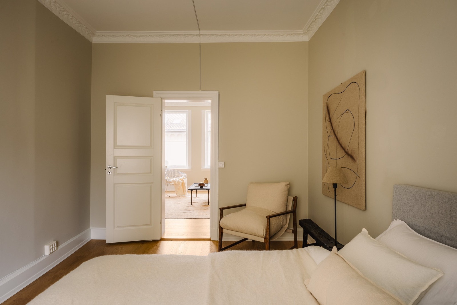 - God plass til garderobeskap - Galleribilde