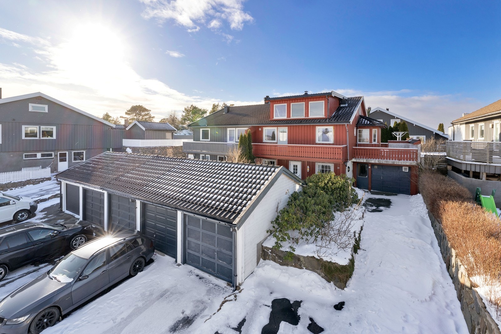 Her bor du i et etablert og barnevennlig boligfelt. Galleribilde