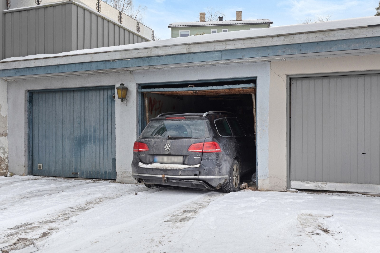 Garasje i rekke Galleribilde