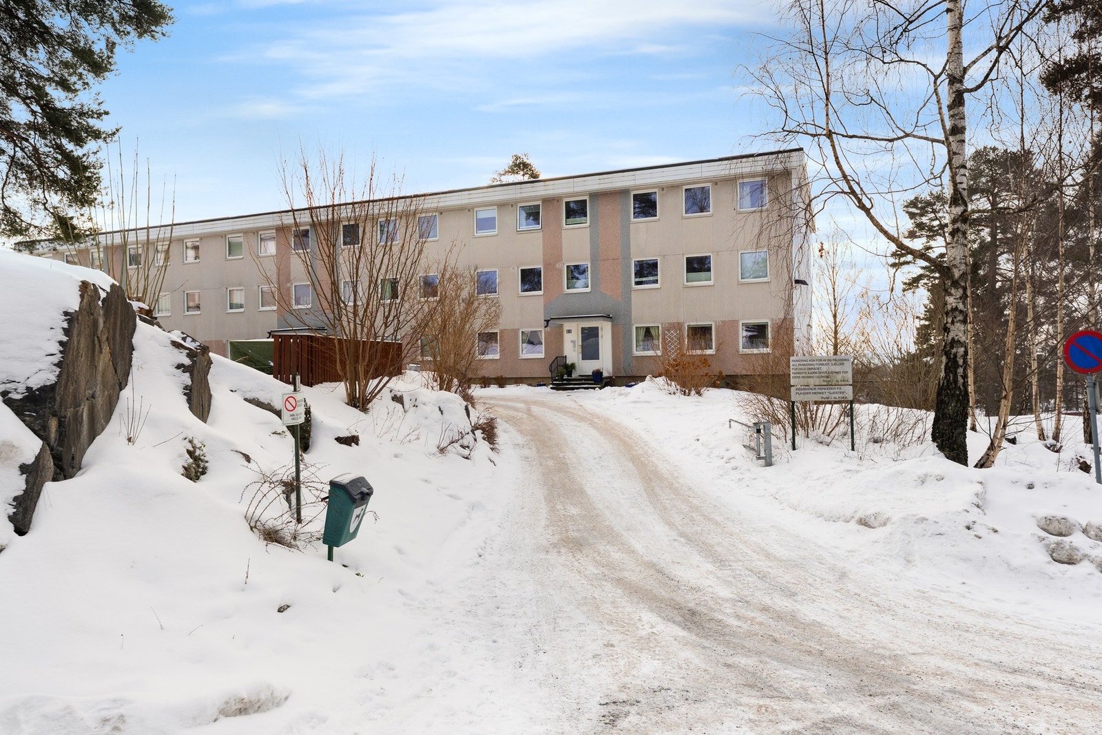 Det er enkelt å komme seg til boligen for av- og pålessing. Galleribilde