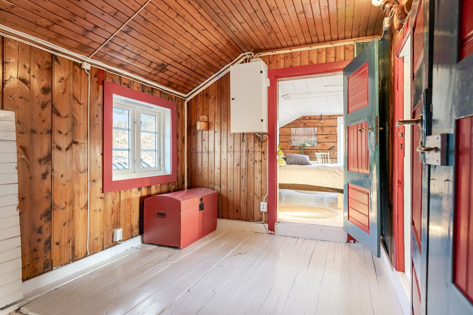 Gang - Vi gjør oppmerksom på at det opplyses i tilstandsrapport at vindusmål i 2. etasje ikke tilfredsstiller dagens krav til rømningsveier Galleribilde